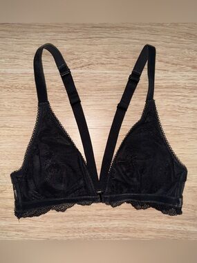 Delicate Black Lace Triangle Bralette — Lightweight Unlined Support